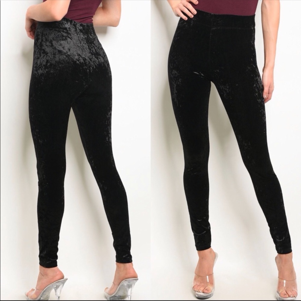 SMAAL- Black Velvet Leggings